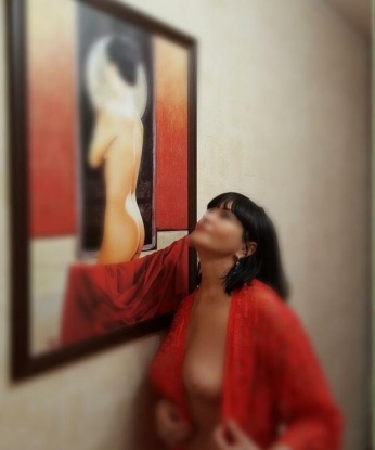 Искушенная и страстная леди готова погрузить тебя в мир наслаждений. Со мной ты почувствуешь себя настоящим мужчиной. Позвони и пригласи меня к себе! 7173, 20 лет